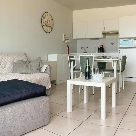 Awesome In With Outdoor Swimming Pool, Wifi&1 Bedrooms *
